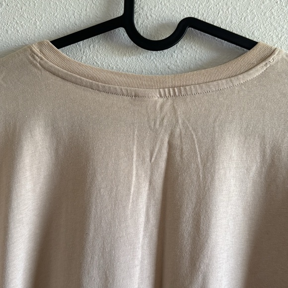 Women’s Old Navy XXL Oversized Basic Lounge Tee - Worn only one time! Very new! - Picture 7 of 9